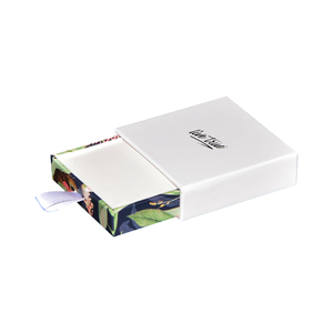 Boîte à bijoux en carton personnalisée pour la Saint-Valentin avec dorure à chaud et pelliculage mat, boîte cadeau artisanale pour ranger montres et colliers - Product Image 5