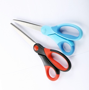 <span class=keywords><strong>Forbici</strong></span> <span class=keywords><strong>per</strong></span> <span class=keywords><strong>Bambini</strong></span> in Acciaio Inossidabile 5 Pollici con Impugnatura Morbida Design Animale Bordo Satinato Lucidato <span class=keywords><strong>per</strong></span> Studenti SC3150N - Product Image 4