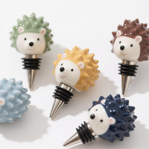 Bouchon de vin en céramique en forme de hérisson, accessoire de boisson à thème animal avec personnalisation complète (taille/couleur/motif de colonne vertébrale) - Product Image 1