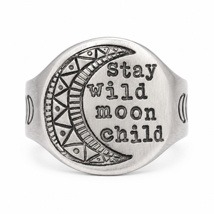 Anello con Motivo Lunare Inciso su Piastra Rotonda, Design Vintage per Donne - Product Image 5