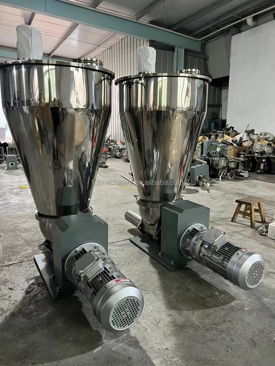 LD Manufacturing Plant T64 Twin Screw Feeder Single Screw Extruder