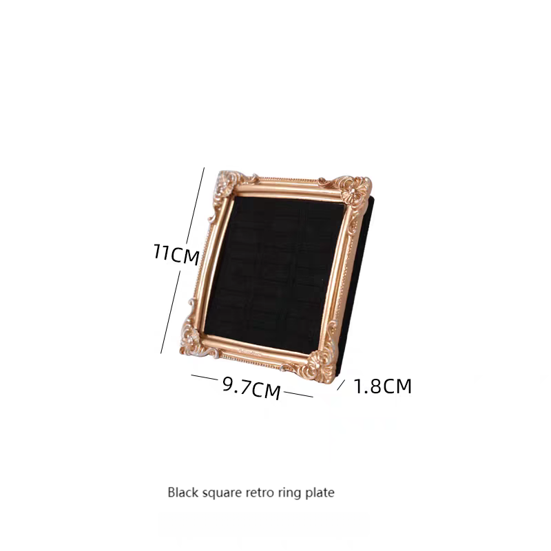 Black square vintage ring plate