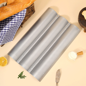 <span class=keywords><strong>Moule</strong></span> à baguette perforé de qualité commerciale pour une distribution uniforme de la chaleur, plaque de cuisson pour pain français à croûte croustillante - Product Image 5