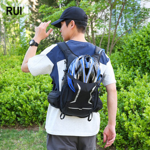 Sac à dos de randonnée multifonctionnel imperméable pour hommes RUIQUWIN, sac de sport durable pour le cyclisme et les activités de plein air - Product Image 1