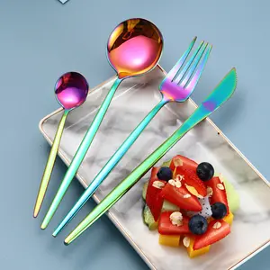 अनुकूलित स्टेनलेस स्टील इंद्रधनुष कटलरी सेट चाकू कांटा चम्मच चांदी के बर्तन वेडिंग रेस्तरां फ़्लैटवेयर