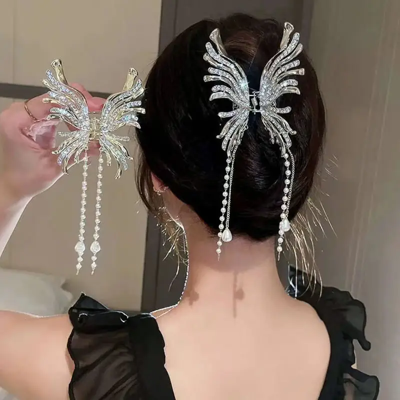 Großhandel Legierung Schmetterling Luxus Mini-Kleinhaarclip Strass-Tassel-Clips Designs Metall-Klar-Haarclip für Damen