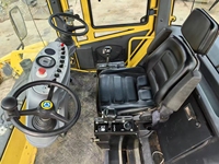 Rouleau compresseur pneumatique d'occasion de marque chinoise de premier plan 2024, modèle XP303, 30 tonnes, vitesse maximale 17 km/h, moteur 132 kW