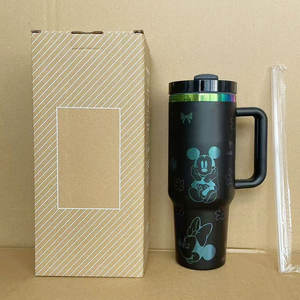 Gobelet isotherme en acier inoxydable de 40 oz, personnalisé avec un design moderne de dessin animé gravé au laser, tasse thermos sous vide pour voiture avec poignée, couvercle et paille - Product Image 6
