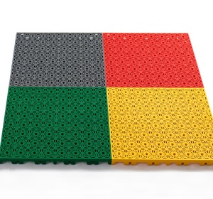Baldosas de Polipropileno Ecológicas para Piso de Garaje, Antideslizantes, Impermeables, Instalación con Sistema de Clic, Diseño Moderno, Uso en Interiores, Taller - Product Image 1