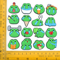 Breloques décoratives pour sabots et sandales en caoutchouc souple, motif grenouille de dessin animé Emo, mignonnes grenouilles tristes et pleureuses en PVC, accessoires DIY