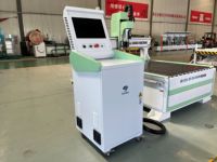 Mobilya Üretimi CNC Router 3 Eksenli ATC Mili Motoru PLC Ahşap Panel Üretim Ekipmanı Otomatik Kesim Delme