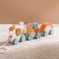 Juguete de madera multifuncional de gran venta: Carrito pequeño con león, cuentas giratorias y cuerda para tirar, juguete para el desarrollo de la manualidad y la inteligencia.