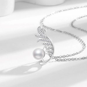Nouveau collier pendentif de luxe tendance avec collier à plumes, style féminin, haute qualité, pendentif en perle, bijoux tendance - Product Image 5