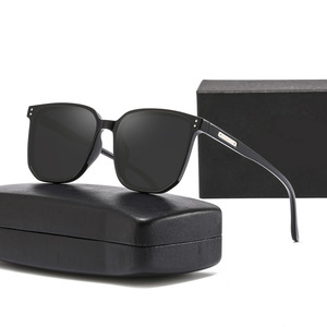 Gafas de sol cuadradas con degradado de atardecer para mujer, tipo 3, protección UV, montura rosa, lentes de PC, origen Taizhou - Product Image 6