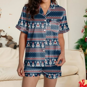 Pijamas Navideños para Mujer de Alta Calidad a Bajo Precio, Diseño Personalizado con Impresión Digital, 100% Viscosa, Conjunto de 2 Piezas - Product Image 5