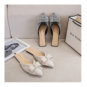 하이 퀄리티 플랫 슈즈 스팽글 천 소재 슬리퍼 여성용 새로운 스타일 큰 크기 사용자 정의 여성 뮬 - Product Image 1