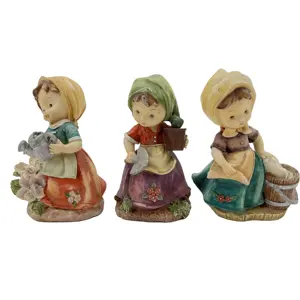 Collectible 3D cartoon country children kids woman polyresin figurine for home decoration