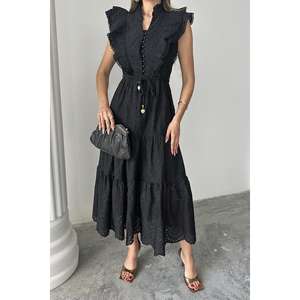 เดรสทรงเอไลน์สีดำแต่งระบาย เอวธรรมชาติ ผ้าทอระบายอากาศ สไตล์ลำลองใส่ได้ทุกวัน - Product Image 2