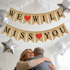 Bannière de fête en jute personnalisée pour la <span class=keywords><strong>saison</strong></span> des diplômes, motif « Nous vous manquerons », guirlande de drapeaux à queue d'hirondelle - Product Image 3