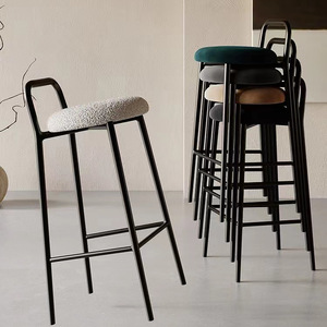 <span class=keywords><strong>Tabouret</strong></span> de Bar <span class=keywords><strong>Industriel</strong></span> Vintage en <span class=keywords><strong>Bois</strong></span> avec Hauteur Réglable <span class=keywords><strong>et</strong></span> Cadre en Fer pour Café <span class=keywords><strong>et</strong></span> Bar à Domicile - Product Image 2