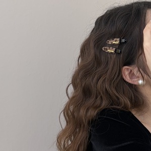 Pince à cheveux coréenne géométrique floquée irrégulière faite à la main en forme de coquille pour fille, pour franges latérales, type bec de canard, accessoires capillaires - Product Image 3