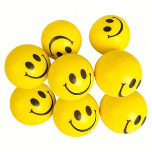 Balle anti-stress en mousse PU personnalisée avec impression de logo, balle anti-stress en forme de ballon de football - Product Image 3