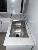 Maison conteneur extensible à double aile de 20 pieds, maisons préfabriquées, 2 chambres avec cuisine, 1 salle de bain, kits de maisons miniatures imperméables et antirouille