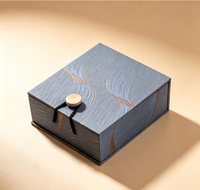 Boîte à bijoux en tissu de luxe avec fermeture magnétique, boîte de rangement rigide personnalisée pour collier, boucles d'oreilles, bagues, matériaux recyclés, quatre couleurs