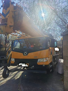 Grue sur camion d'occasion XCM-G 25 tonnes QY25K5C-2 de 2020, flèche à 5 sections (longueur 40 m), boîte de vitesses et moteur inclus, sans renfort de soudure, quatre roues motrices - Product Image 2