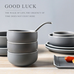 Hot Sale Luxury Modern Design Ceramic Stoneware <b>Dinnerware</b> <b>Sets</b> Handmade Wholesale Disposable Christmas Dinner Plate <b>Set</b> - Product Image 3