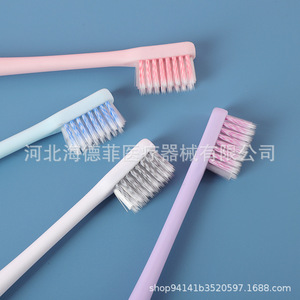 Cepillo de dientes ortodóntico de cerdas suaves de nailon para adultos, uso doméstico - Product Image 1