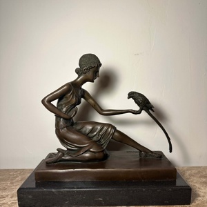 <span class=keywords><strong>Sculpture</strong></span> <span class=keywords><strong>en</strong></span> bronze <span class=keywords><strong>de</strong></span> style europé<span class=keywords><strong>en</strong></span> d'une jeune fille, une statue <span class=keywords><strong>en</strong></span> bronze avec base <span class=keywords><strong>en</strong></span> <span class=keywords><strong>marbre</strong></span> - Product Image 4