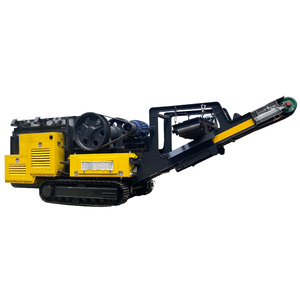 Le concasseur à mâchoires OP80 est doté d'un entraînement flexible, de plaques de mâchoires longue durée et de tamis internes pour trois types de produits finis. - Product Image 1