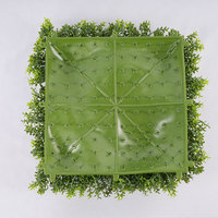 Direkt vom Hersteller Anpassbare Umweltfreundliche UV-Beständige Kunstrasen-Wandpaneele 25x25cm Dekorative Landschaftsgestaltung für Haus und Garten