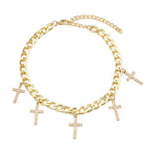 Collar con colgante de cruz de oro con diamantes incrustados para la fe y la oración, joyería de moda. - Product Image 5