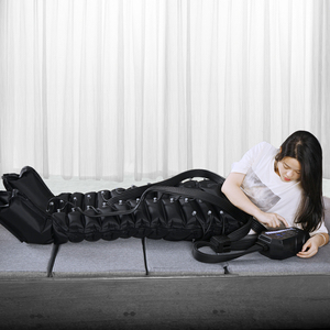 Botas de Masaje de Compresión Recargables de 12 Cámaras para la Reparación Muscular Post-Entrenamiento y el Manejo del Dolor Crónico. - Product Image 1