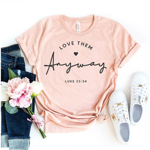 Camiseta Love Anyway - Product Image 1
