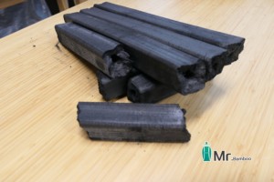 Paquet <span class=keywords><strong>de</strong></span> <span class=keywords><strong>charbon</strong></span> <span class=keywords><strong>de</strong></span> <span class=keywords><strong>bambou</strong></span> biologique <span class=keywords><strong>de</strong></span> 2kg <span class=keywords><strong>de</strong></span> <span class=keywords><strong>charbon</strong></span> <span class=keywords><strong>de</strong></span> <span class=keywords><strong>bambou</strong></span> <span class=keywords><strong>pour</strong></span> la filtration <span class=keywords><strong>de</strong></span> <span class=keywords><strong>l</strong></span>'<span class=keywords><strong>eau</strong></span> potable - Product Image 2