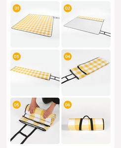 Manta de <span class=keywords><strong>Picnic</strong></span> 2 en 1 con Bolsa de Transporte, Impermeable, Plegable, para Playa, Compacta y Portátil para Viajes - Product Image 6