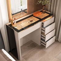 Coiffeuse contemporaine avec plateau en verre trempé, panneau côtelé, plusieurs tiroirs et rangement pour bijoux, pour salle de bain
