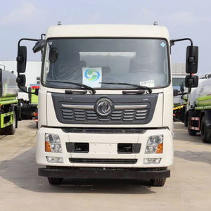 Camión Cisterna Dongfeng 4*2 con Capacidad de 10000L, Transportador de Líquidos DFSK, Económico para Uso Doméstico con Componentes de Rodamientos de Alta Calidad - Product Image 3