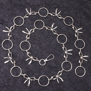 Cadena de cintura de metal con lazo para mujer, cinturón fino de aleación de zinc, accesorio de uso diario - Product Image 1