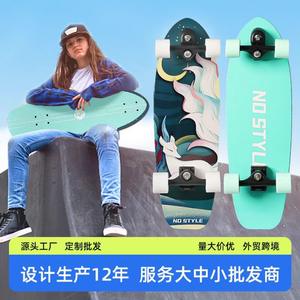 Trottinette enfant Nobility Kids Skateboard 22 pouces, quatre roues, pour enfants de 8 à 12 ans, style moderne, roues lumineuses, planche de sport - Product Image 4