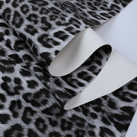 Tissu en PVC imprimé léopard style sauvage, simili cuir animalier pour sacs de mode, canapés et meubles