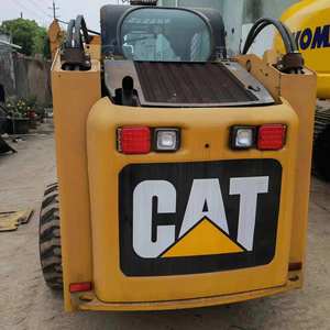 En bon état Caterpillar utilisé CAT 246C Slip Direction Mini Loader 2-4 Tonnes Charge nominale avec moteur et composants de base du moteur - Product Image 2