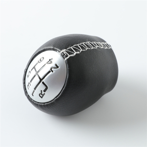 Sfera con impugnatura in pelle a 6 velocità per <span class=keywords><strong>Renault</strong></span> <span class=keywords><strong>Megane</strong></span> MK3 Clio Laguna per Vauxhall per pomello cambio Nissan Interstar - Product Image 5