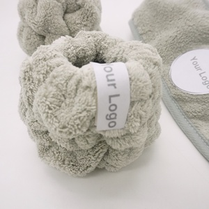 Bracelet en soie <span class=keywords><strong>blanche</strong></span> ensemble de bandeau de luxe pour spa ensemble de lavage de <span class=keywords><strong>visage</strong></span> de manchette de poignet pour dame soutien du <span class=keywords><strong>visage</strong></span> à faire logo personnalisé - Product Image 5