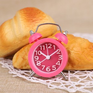 Dễ Thương 1.5 Inch Thông Tư Đồng Hồ Báo Thức Cho Trẻ Em Diansour Sáng Tạo Thạch Anh Bàn Đồng Hồ Với Cổ Điển Kim Hiển Thị Top Bán Hàng - Product Image 4