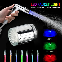 Robinet LED sensible à la température économie d'eau cuisine salle de bain capteur 7 changement de couleur tête de robinet aérateur robinet buse douche