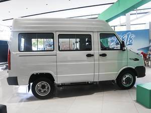 <span class=keywords><strong>IVECO</strong></span> <span class=keywords><strong>Daily</strong></span> 2025 Minibús 2.5T Furgoneta de Pasajeros Diésel Turbo Manual Interior Oscuro 5 Asientos MPV Nuevo - Product Image 4